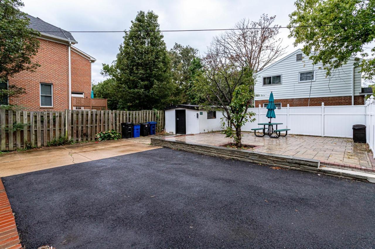 Villa Escape To Our Cozy 3 Bed Rm 2 Bath Unit In Alexandria Va Extérieur photo