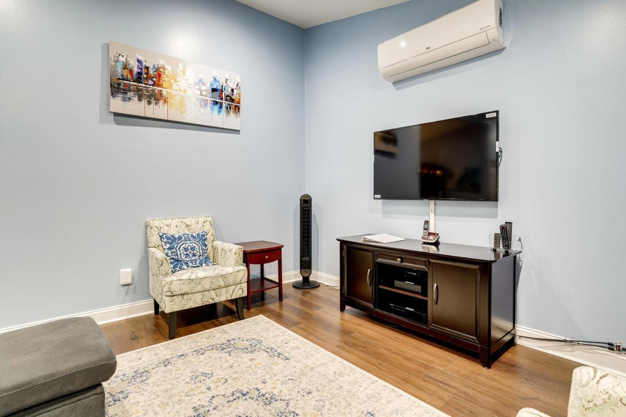 Villa Escape To Our Cozy 3 Bed Rm 2 Bath Unit In Alexandria Va Extérieur photo
