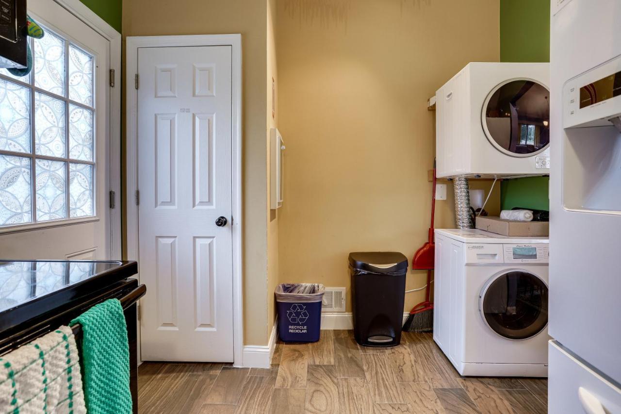 Villa Escape To Our Cozy 3 Bed Rm 2 Bath Unit In Alexandria Va Extérieur photo