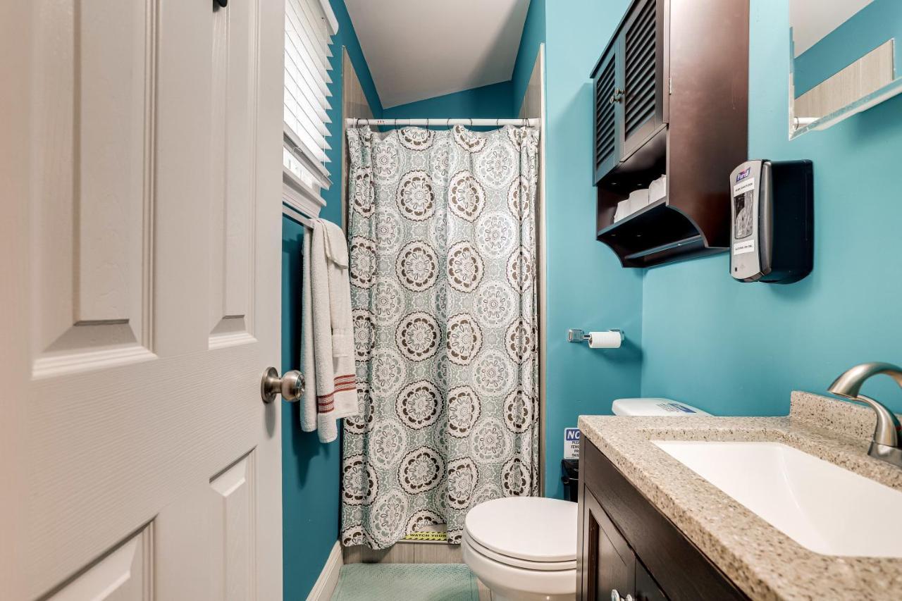 Villa Escape To Our Cozy 3 Bed Rm 2 Bath Unit In Alexandria Va Extérieur photo