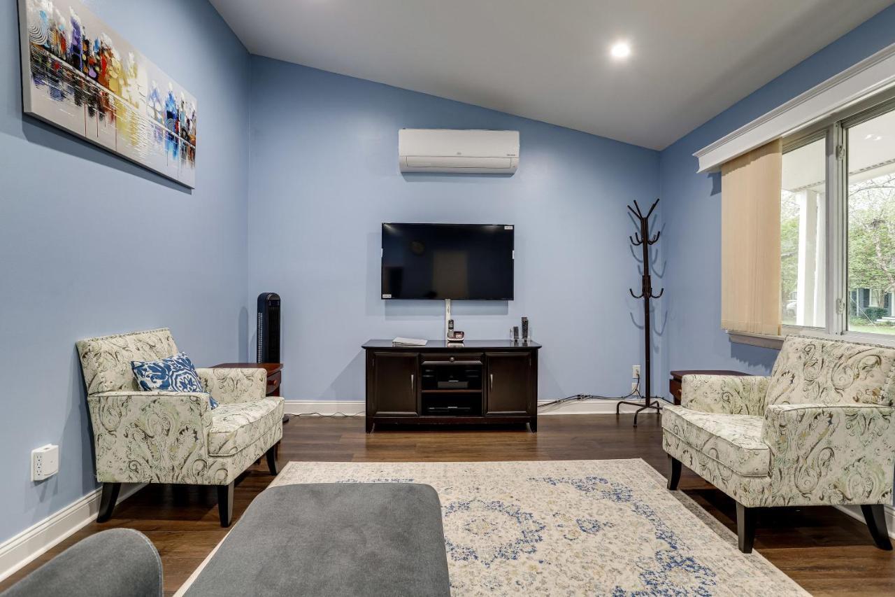 Villa Escape To Our Cozy 3 Bed Rm 2 Bath Unit In Alexandria Va Extérieur photo