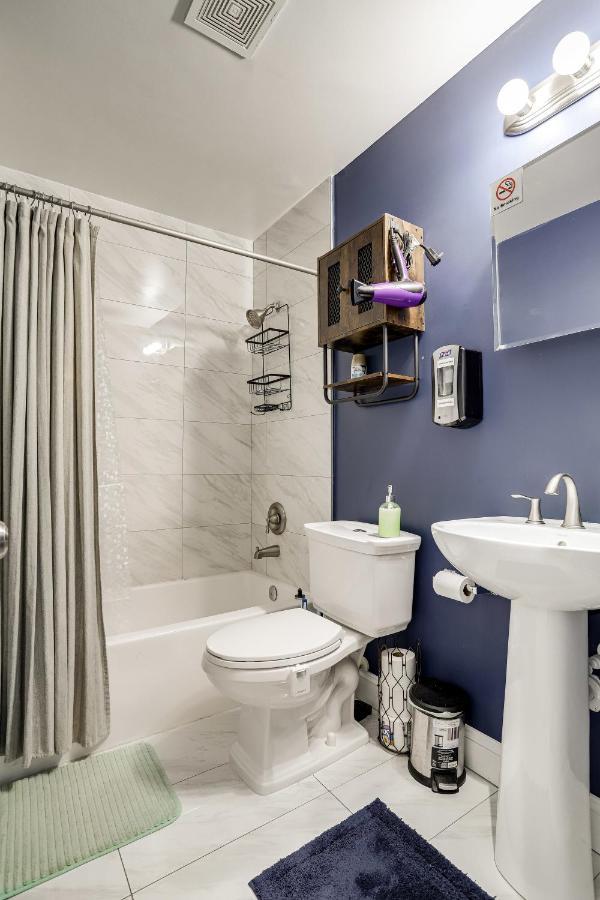 Villa Escape To Our Cozy 3 Bed Rm 2 Bath Unit In Alexandria Va Extérieur photo