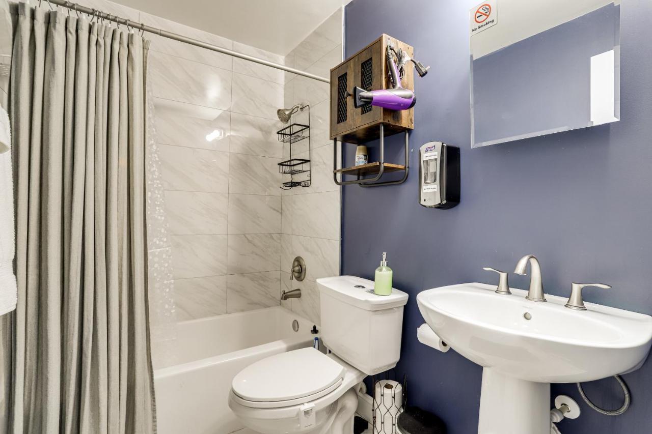 Villa Escape To Our Cozy 3 Bed Rm 2 Bath Unit In Alexandria Va Extérieur photo